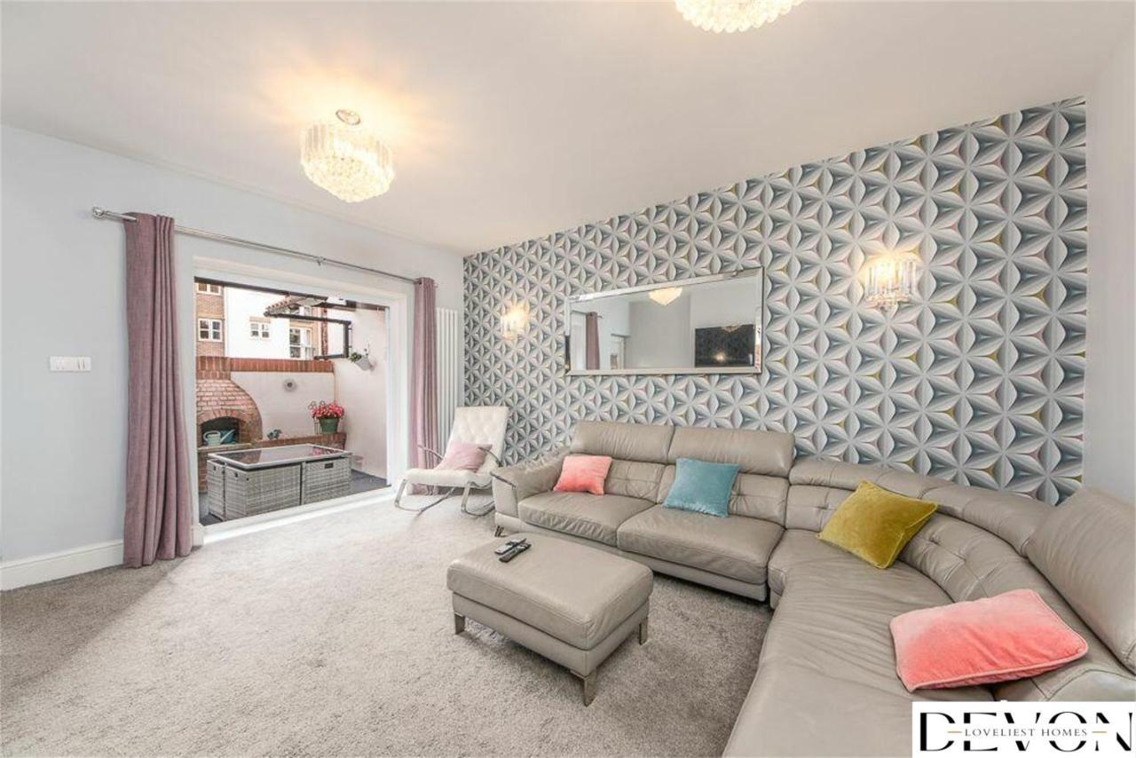 Loveliest Homes Paignton - Casa Marina - 3 Bed, 2 Bathroom House, Balcony, Parking Exterior foto